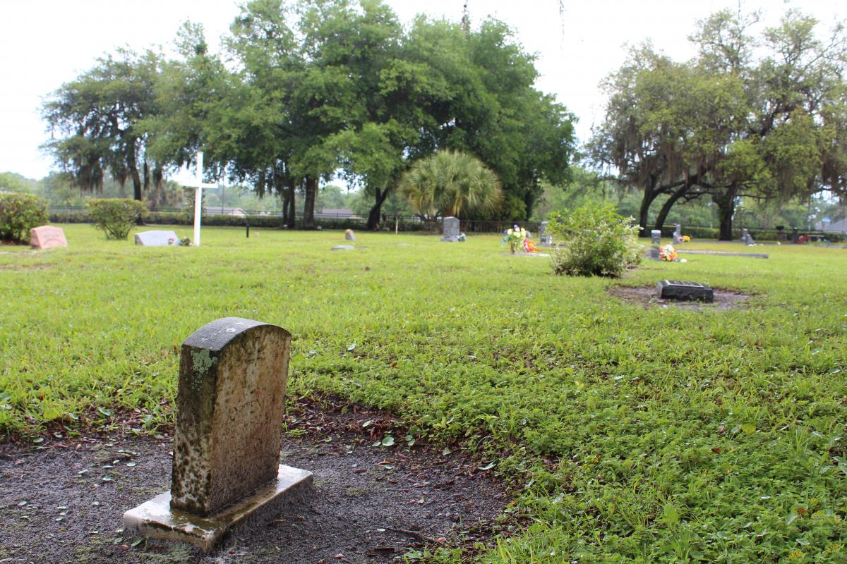 Historic Lake Mary Cemetery 10